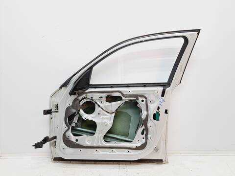 Foto 4ª: Puerta Delantera Derecha Bmw Serie 1 114 118D BERLINA 143CV 105KW [N47D20A] (2008)