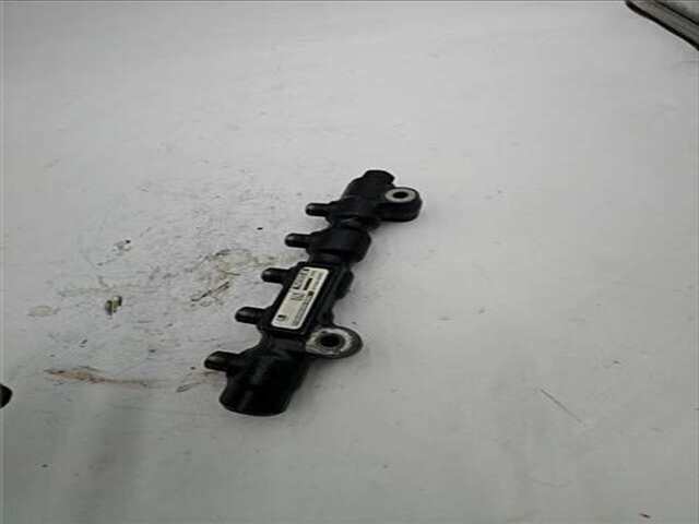 Foto 3ª: Rampa Inyectora Ford Fusion 1.4 TREND [1.4 LTR. - 50 KW TDCI CAT] [F6JA]