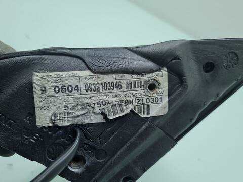 Foto 4ª: Retrovisor Derecho Skoda Roomster 1.9 TDI 105CV 77KW [BSW] (2009)