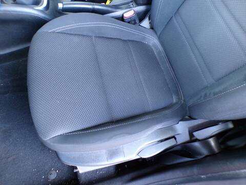 Foto 3ª: Asiento Delantero Izquierdo Fiat Tipo 1.4 G 95CV 70KW II 356) BERLINA 843A1000 (2019)