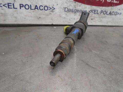 Foto 3ª: Inyectores Renault Megane 1.9 DCI DIESEL BERLINA 120CV 88KW II BERLINA 3P [F9Q B8] (2004)