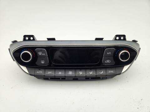 Mando Climatizador Hyundai i30 KLASS LR 119CV 88KW