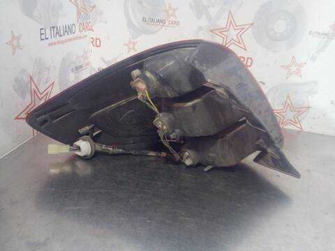 Foto 3ª: Piloto Trasero Derecho Fiat Sedici 1.9 JTD 8V 120 EMOTION 120CV 88KW [D19AA] (2007)