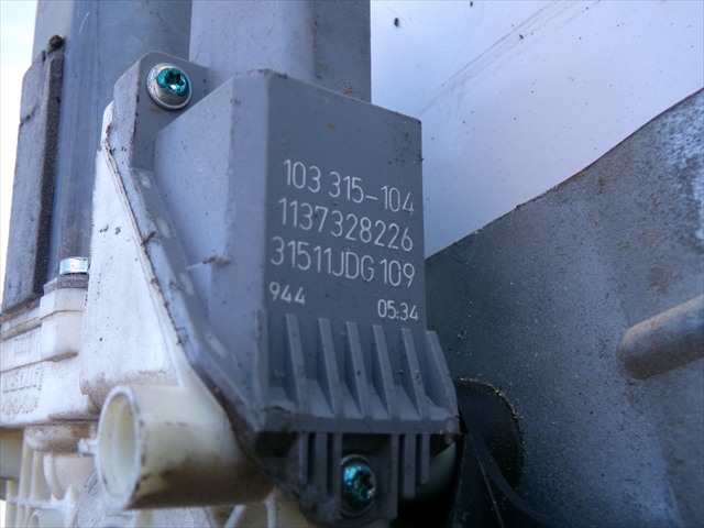 Foto 2ª: Elevalunas Eléctrico Delantero Izquierdo Citroen Xsara 1.6 HDI 1999-2010 [9HZ] (2007)