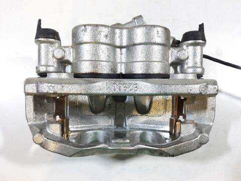 Foto 2ª: Pinza Freno Delantera Derecho Mercedes Vito 1.6 CDI CAT 114CV 84KW (2014)