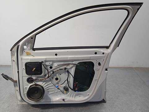 Foto 4ª: Puerta Delantera Derecha Skoda Octavia 2.0 TDI 4X4 150CV 110KW [CRMB] (2016)