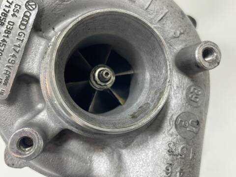 Foto 3ª: Turbocompresor Audi A4 AWX BERLINA (2001)