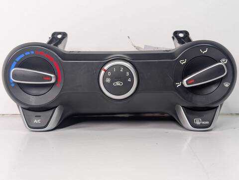 Mando Climatizador Kia Stonic 1 6 LTR. - 85 KW CRDI CAT 2019 116CV