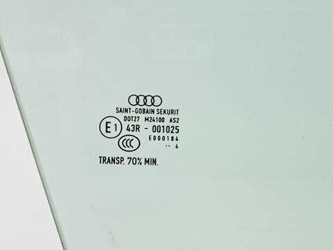 Foto 3ª: Luna Delantera Derecha Audi A3 1.6 TDI 110CV 81KW [CRK] (2014)