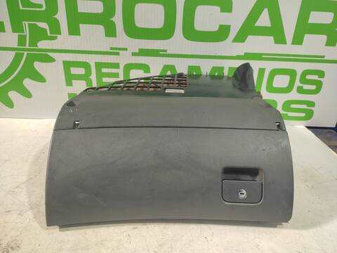 Foto 2ª: Guantera Audi A6 2.5 TDI QUATTRO BERLINA 180CV 132KW [BAU] (2001)