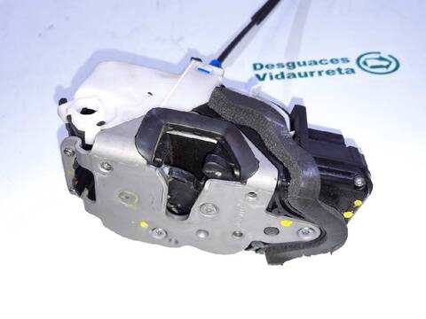 Foto 2ª: Cerradura Puerta Delantera Derecha Opel Astra COSMO 160CV 118KW [A20DTH] (2010)
