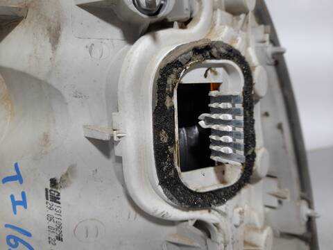 Foto 2ª: Piloto Trasero Izquierdo Opel Astra CLUB BERLINA 84CV 62KW [Z16SE] (2003)