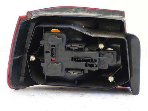 Foto 2ª: Piloto Trasero Derecho Seat Ibiza 1.4 16V 75CV 55KW [AUA] (2001)
