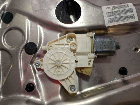 Foto 3ª: Elevalunas Manual Trasero Derecho Mercedes Clase G 230 GLK 320 CDI 4-MATIC 204.983) 224CV 165KW [642961] (2010)