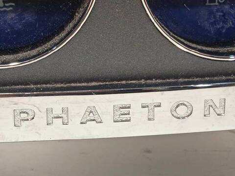 Foto 3ª: Cuadro de Instrumentos Volkswagen Phaeton TDI V6 4MOTION 5 ASIENTOS) 233CV 171KW [CARA] (2008)