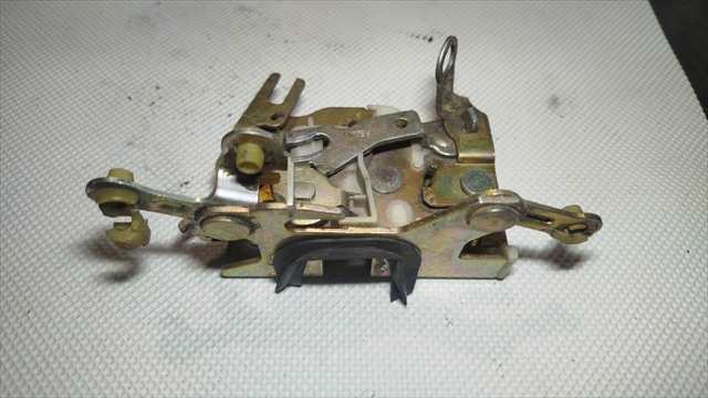 Foto 2ª: Cerradura Puerta Trasera Derecha Nissan Patrol 3.3 D SD33 (1987)
