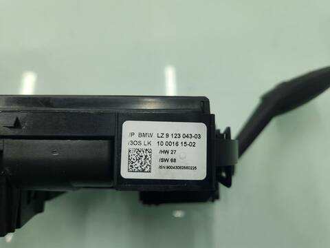 Foto 3ª: Mando Multifuncion Bmw Serie 1 114 118D BERLINA 143CV 105KW [N47D20C] (2008)