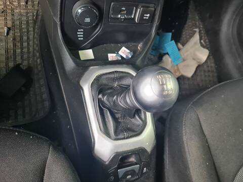 Palanca de Cambio Jeep Renegade LONGITUDE 4WD 120CV 88KW