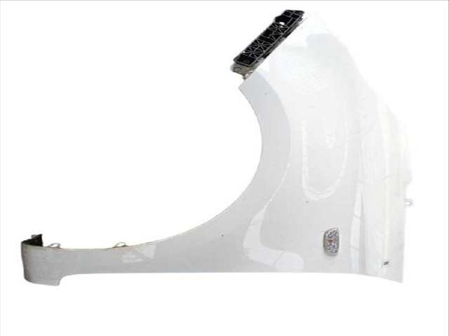 Foto 2ª: Aleta Delantera Izquierda Kia Carens 1.7 CRDI (2013)