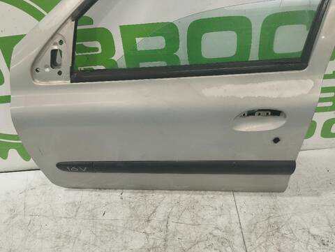 Foto 2ª: Puerta Delantera Izquierda Renault Clio 1.5 DCI DIESEL 65CV [K9K700 / K9K704] (2001)