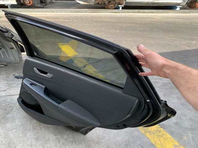 Foto 2ª: Puerta Trasera Derecha Hyundai Kona 1.0 TGDI 120CV [G3LC] (2019)