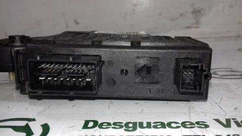 Foto 3ª: Elevalunas Eléctrico Delantero Izquierdo Citroen C4 1.6 16V HDI FAP PICASSO 109CV 80KW [9HZ] (2007)