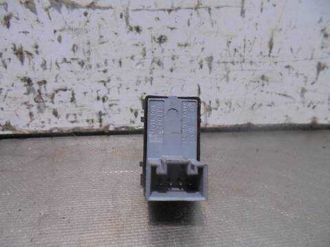 Foto 4ª: Botonera Elevalunas Seat Ibiza 1.9 TDI 105CV 77KW [BLS] (2008)