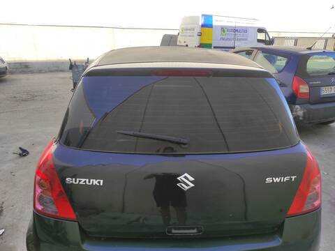 Foto 1ª: Portón Suzuki Swift M13A BERLINA (2009)