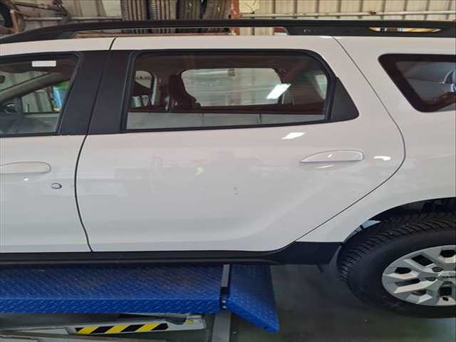 Puerta Trasera Izquierda Dacia Duster 1.5 DCI 115 4X4 114CV 84KW