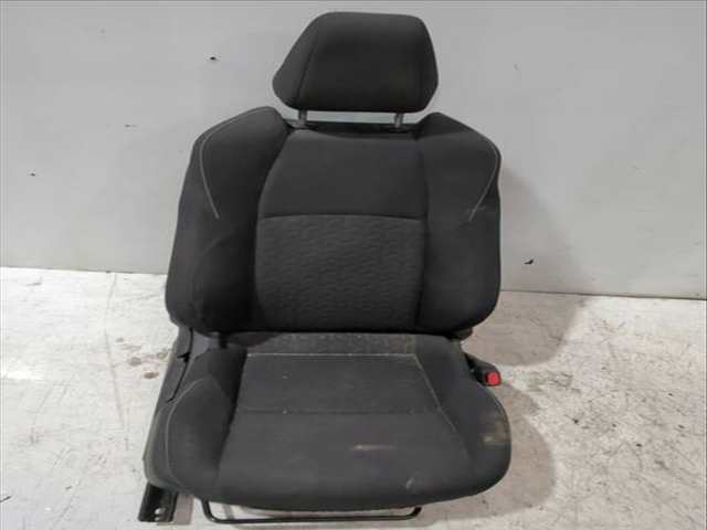 Asiento Delantero Derecho Toyota Corolla 1.8 HYBRID ZWE211) 122CV 90KW