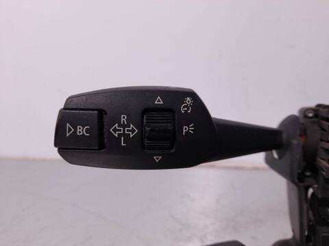 Foto 4ª: Mando Multifuncion Bmw Serie 1 114 118D LIMITED SPORT EDITION BERLINA 143CV 105KW [N47D20A] (2008)