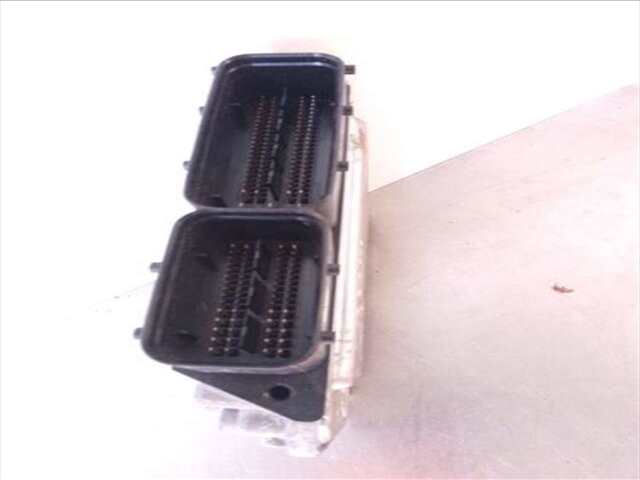 Foto 2ª: Centralita Motor ECU Volkswagen Passat 2.0 ADVANCE BLUEMOTION [2.0 LTR. - 103 KW TDI] [CFFB]