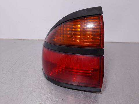 Piloto Trasero Izquierdo Renault Laguna 2.2 DIESEL 83CV 61KW