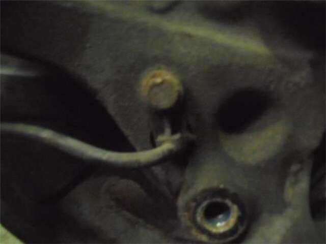 Mangueta Delantera Derecha Mercedes Clase C 160 2.0 200 COMPRESSOR (203.045) [2.0 LTR. - 120 KW COMPRESOR CAT]