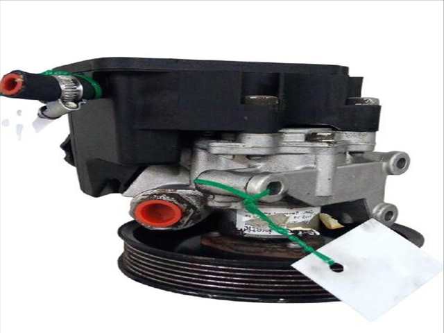 Bomba de Direccion Mercedes Vito 109 CDI 639.601 639.603 639.605)