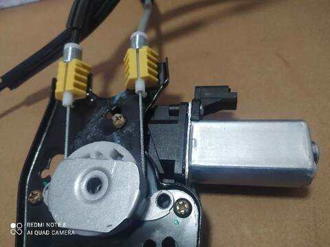 Foto 3ª: Elevalunas Eléctrico Delantero Derecho Peugeot Partner 90CV 66KW