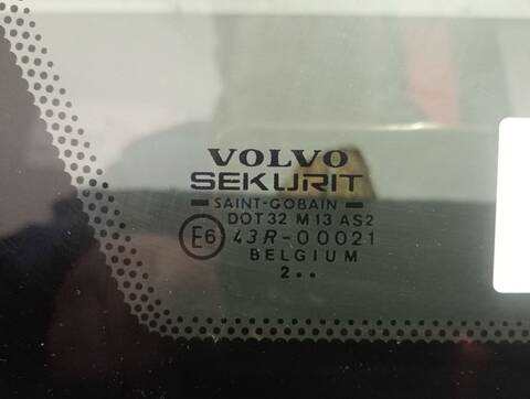 Foto 4ª: Luna Trasera Izquierda Volvo V40 1.9 D EVOLUTION 115CV 85KW FAMILIAR [D4192T3] (2003)