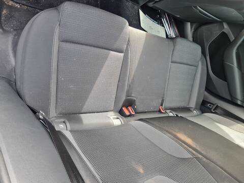 Foto 3ª: Asientos Traseros Skoda Octavia AMBITION 116CV 85KW [DTRD] (2022)