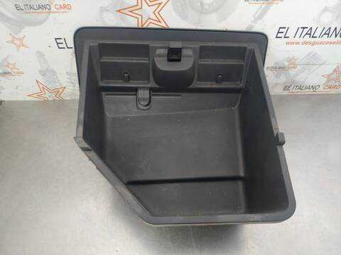 Foto 3ª: Guantera Dacia Dokker ESSENTIAL 95CV 70KW [K9K U8] (2020)