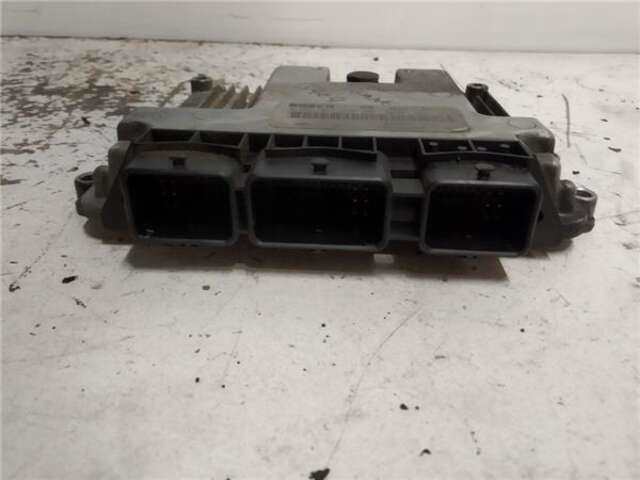 Foto 2ª: Centralita Motor ECU Renault Megane 1.9 CONFORT AUTHENTIQUE [1.9 LTR. - 88 KW DCI DIESEL] II BERLINA 5P (10.2002-_)