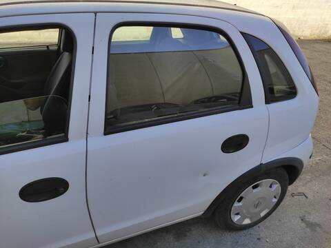 Foto 1ª: Puerta Trasera Izquierda Opel Corsa Z13DT (2004)