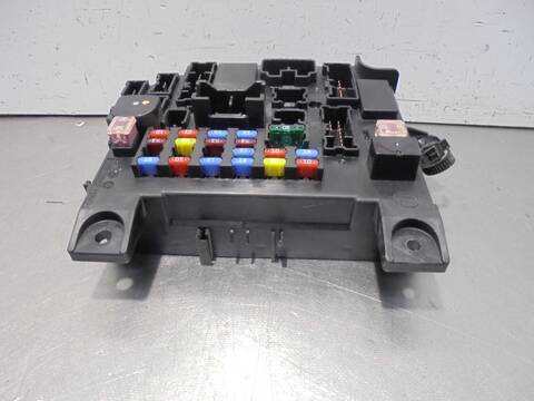 Foto 3ª: Caja Reles Fusibles Mitsubishi ASX CHALLENGE 2WD 117CV 86KW [4A92] (2010)