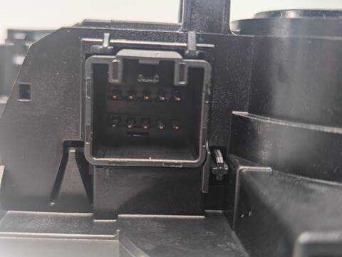 Foto 3ª: Mando Luces Ford Fiesta TREND 82CV 60KW (2012)