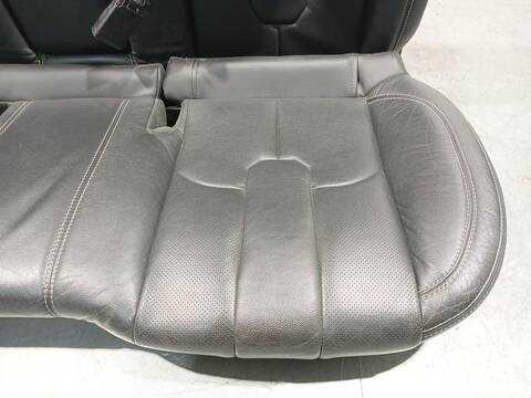Foto 3ª: Asientos Traseros Land Rover Range 2.2 D 4X4 190CV 140KW [224DT(DW12BTED4)] (2014)