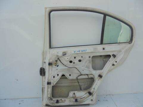 Foto 4ª: Puerta Trasera Derecha Skoda Octavia 1.9 TDI GLX BERLINA 90CV 66KW [ALH] (2002)