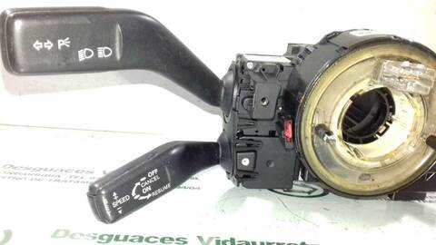 Foto 2ª: Mando Multifuncion Volkswagen Passat HIGHLINE 4MOTION 140CV 103KW [BKP] (2006)