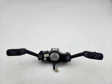 Mando Multifuncion Volkswagen Touran LIFE 149CV 110KW