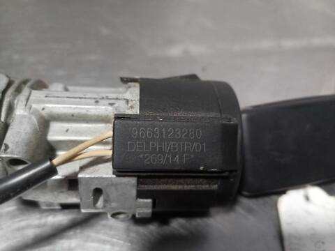 Foto 4ª: Motor de Arranque Citroen Berlingo SX MULTISPACE 75CV 55KW [9H06] (2015)