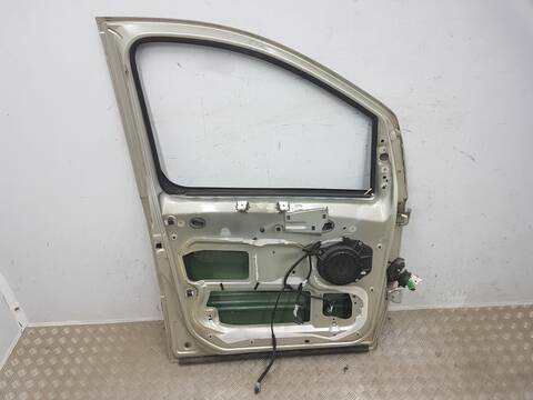 Foto 3ª: Puerta Delantera Izquierda Citroen Jumpy HDI 120 CLUB L1 FAMILIAR 8 ASIENTOS) (2000)