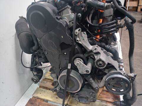 Foto 3ª: Motor Completo Volkswagen Passat ADVANCE BERLINA 131CV 96KW [AVF] (2003)